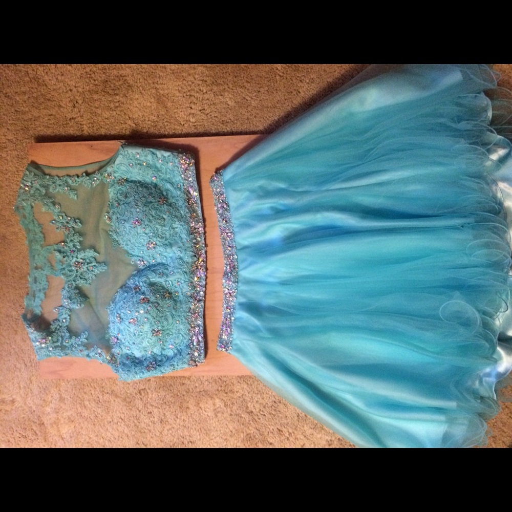 Short light blue prom/formal two piece dress